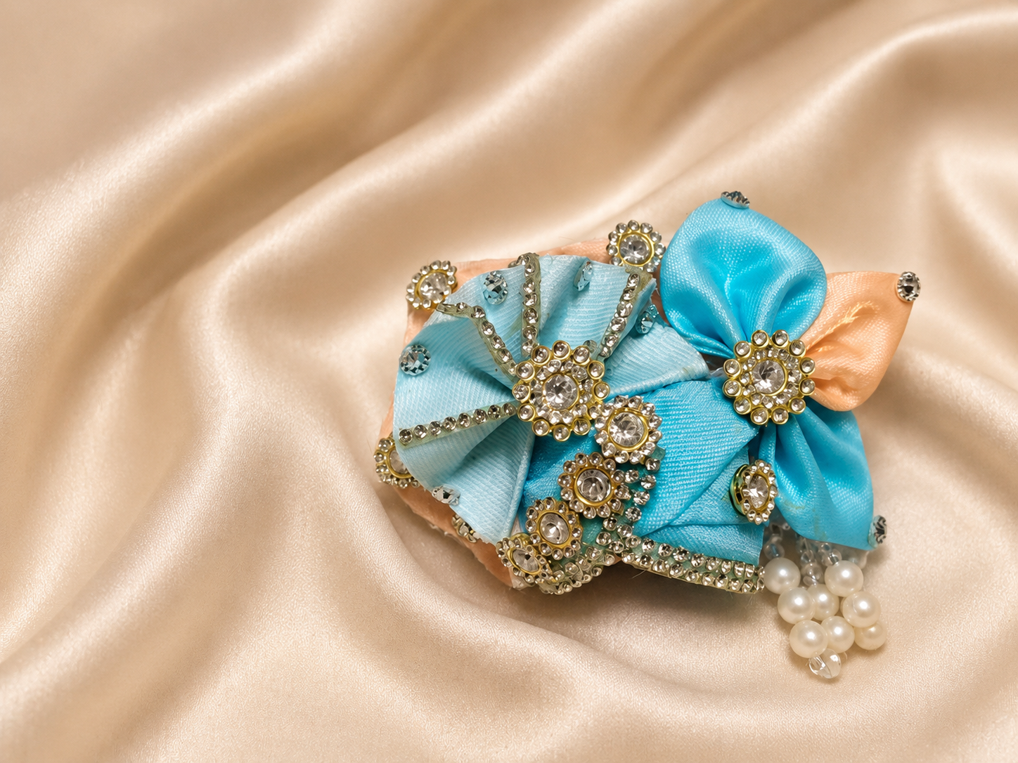 Laddu Gopal Designer Mukut with Pearl Latkan | Premium Handmade Crown for Kanha Ji Shringar
